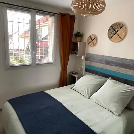 Privee Proche Disponible De 19h A 10h Homestay *